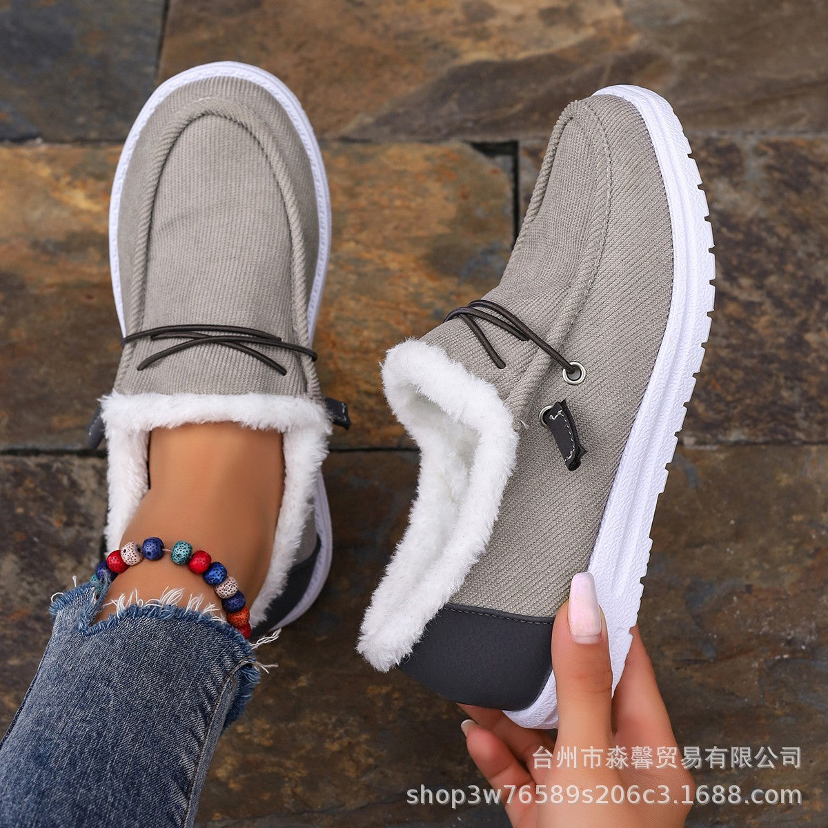 Large size women's shoes 2024 autumn new low-top round toe plus velvet single shoes casual women's shoes