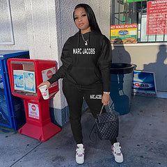 Slim fit and stylish sportswear 2 pieces