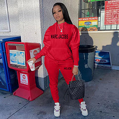 Slim fit and stylish sportswear 2 pieces